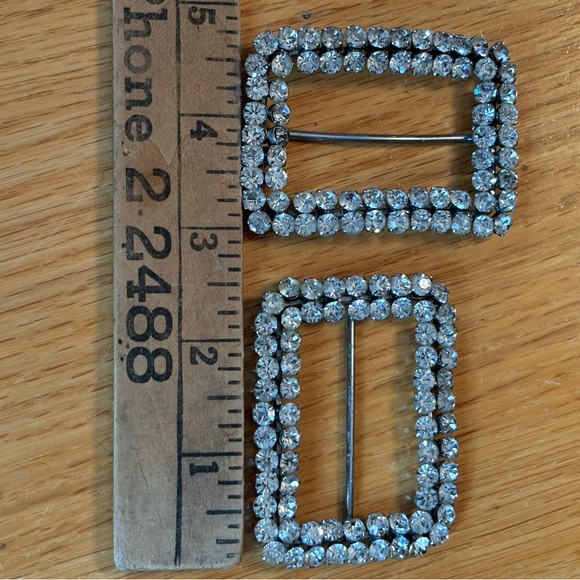 Fantastic Rhinestone Shoe Buckles - Picture 4 of 5